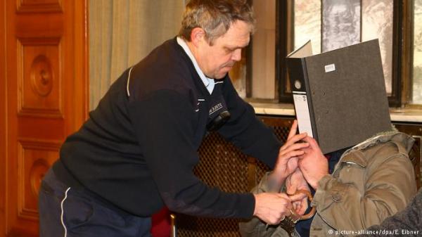 السجن المؤبد للاجئ سوري قتل عشيقته بسكين الشاورما!