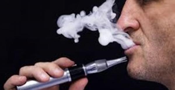 خطيير...الشيشة والسجائر الإلكترونية تصيب الرجال بالعقم