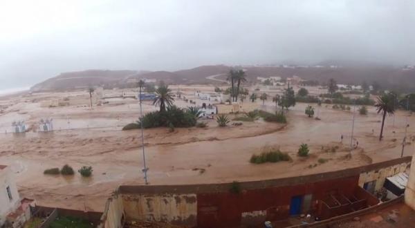 سيول قوية تجتاح نواحي سيدي إفني وحديث عن عدد من الوفيات