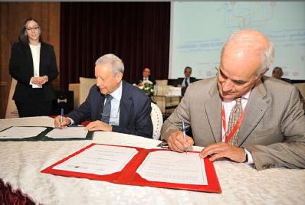 اتفاقية إطار لتنفيذ برامج التربية غير النظامية  والدعم المدرسي ومحاربة الهدر المدرسي