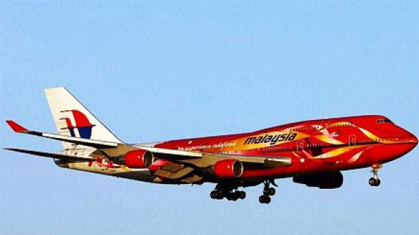 طائرة ماليزية تهبط بسلام بعد تحويل مسارها اثر خلل فني