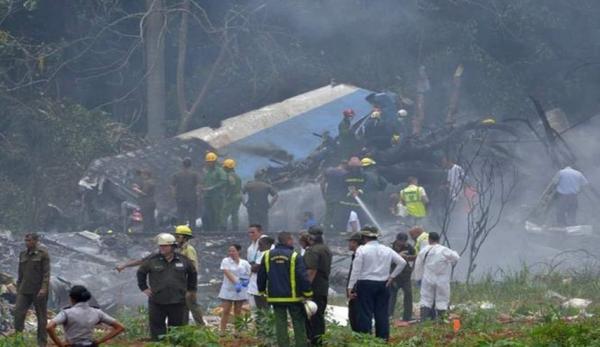 سقوط طائرة على حشد من الناس بالمانيا... وهذا ما حصل..