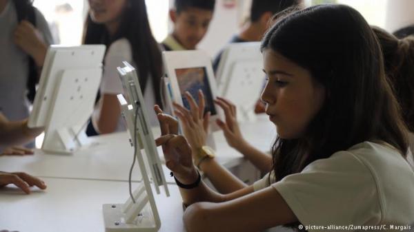 دراسة: الدعايات تزيد من فرص إصابة الأطفال بالمرض