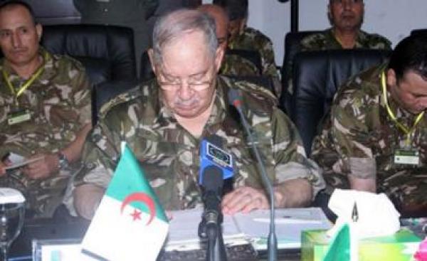 الجزائر تخدع القيادة المالية و تتسبب بانفجار الوضع في شمال مالي...