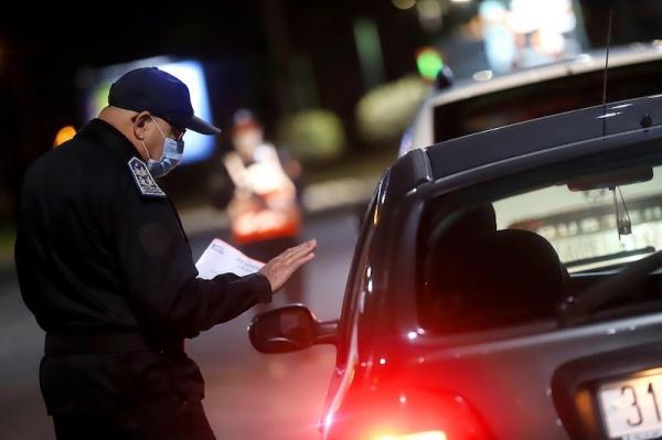 اعتقال شخصين في قضية تزوير خطيرة طالت سيارات وحجز عشرات الوثائق المشبوهة