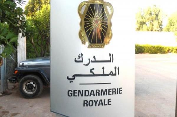 العثور على جثة رجل ملقاة بجانب الطريق والدرك الملكي يستنفر عناصره لاعتقال لصوص يرشقون السيارات