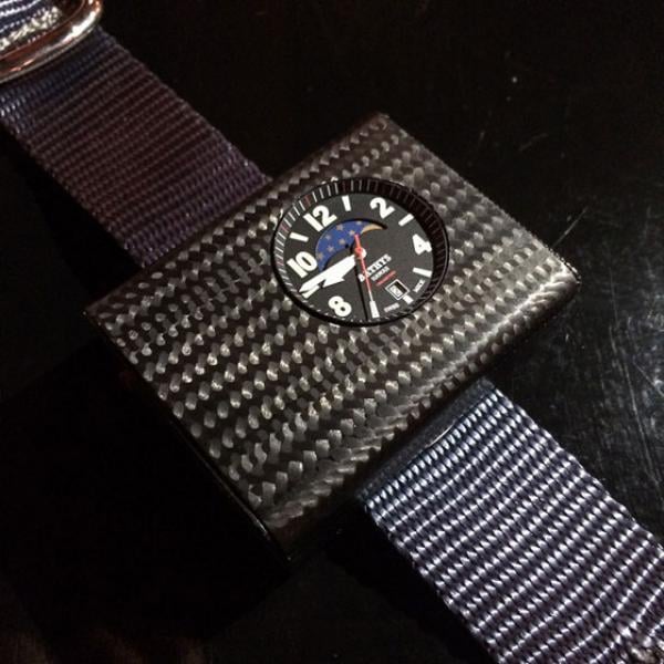 ساعة يد "ذرية" حقيقية لكن... للأثرياء فقط