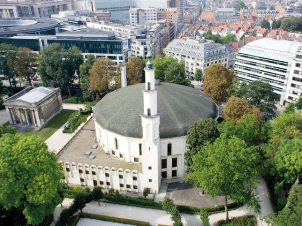 حزب يميني بلجيكي يهدد باللجوء للقضاء إن استمر بناء المساجد