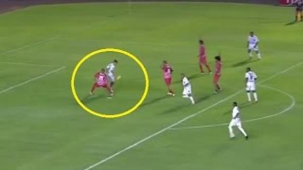 نيمار يقوم بحركة رائعة في مباراة جمع المال