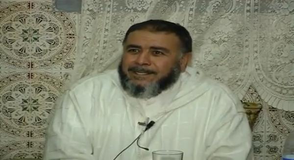 الشيخ عبد الله نهاري: ما حكم اخذ صور الموتى في الحوادث ؟