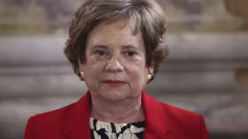 العاصفة "كريستين" تُعجل بسقوط وزيرة الداخلية البرتغالية