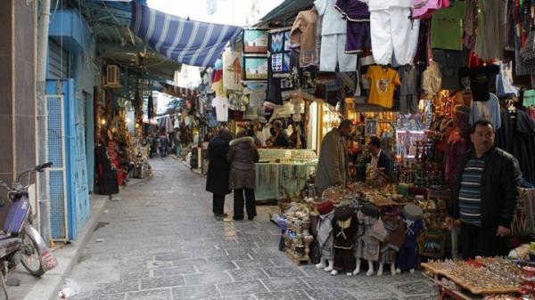 بريطانيا تدعو السياح من مواطنيها إلى مغادرة تونس وترجح وقوع هجوم إرهابي جديد