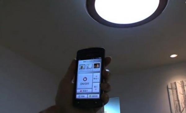 NEC تطور أنواراً يمكن التحكم بها من هواتف أندرويد