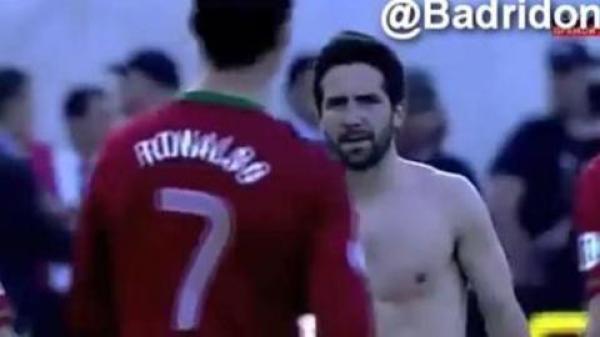 رونالدو: لا أتبادل القمصان مع القتلة