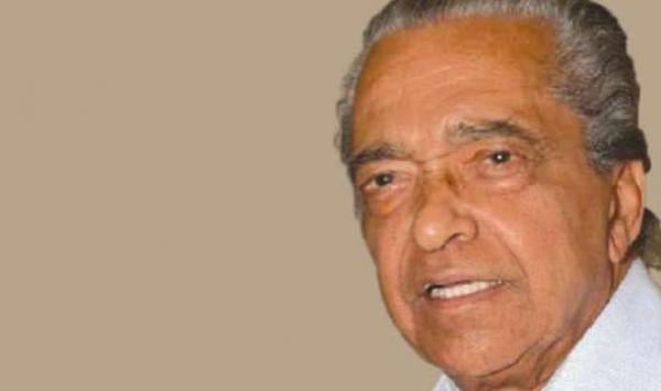 سلسلة "فخر المغرب": "المهدي المنجرة"...عالم المستقبليات الذي وضع مخططات إصلاح التعليم لعدة دول أوروبية