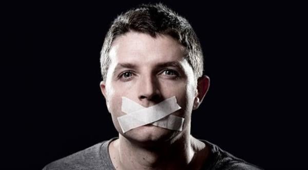 اتهم بجريمة قتل.. فتوقف عن الكلام 12 عاماً لتجنب الاعتقال