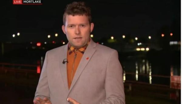 مراسل "بي بي سي" يتعرض للسرقة على الهواء مباشرة