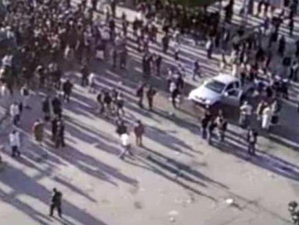  23 قتيلا في اشتباكات بلدة الزاوية و30 ألفا فروا من ليبيا أغلبهم تونسيون ومصريون 