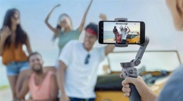 "دي جي آي" تطلق حامل الهواتف الذكية Osmo Mobile 3 الجديد