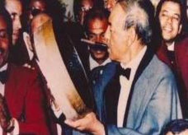 عندما غضب الحسن الثاني من سوء تصرف محمود الإدريسي وقال عنه "ما تبقاوش تجيبو ليا بحال هذا الناس"