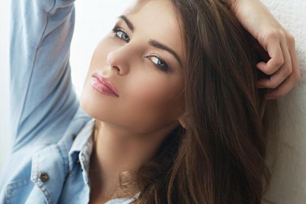 طريقة زيادة كثافة الشعر عبر بذر الكتان