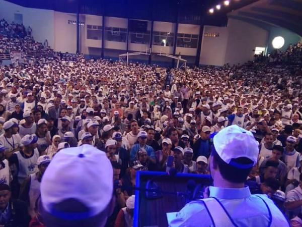 بعد نشر "البيجيديين" صورة الكراسي الفارغة ، الباميون يردون وينشرون تفاصيل ما وقع مهرجانهم بفاس