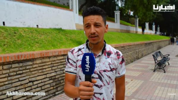 شاب فرحان بالسنة الهجرية الجديدة وهذا ما يعرفه عن التاريخ الهجري