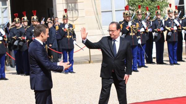 هولاند يغادر قصر الاليزيه بعد تسليم السلطة الى الرئيس الجديد ماكرون