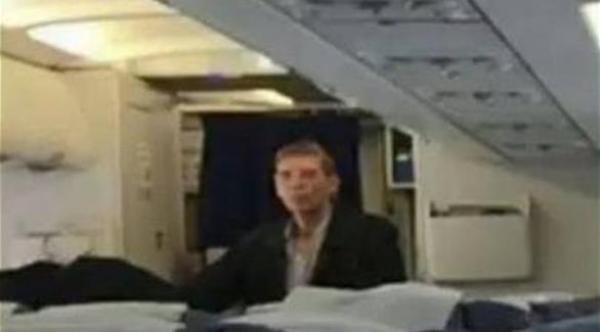 من هو خاطف الطائرة المصرية؟