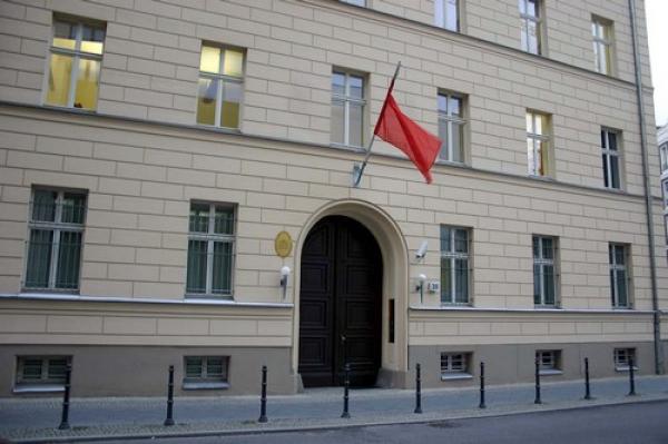 قنصلية المغرب بميلانو تتخذ "إجراءات استعجالية" منذ بداية الحجر الصحي بسبب وباء كورونا