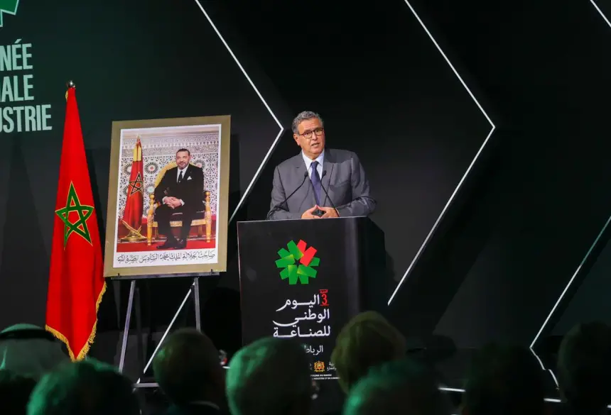 أخنوش: جلالة الملك يولي اهتماما خاصا لقطاع الصناعة باعتباره ركيزة أساسية لبناء اقتصاد وطني تنافسي