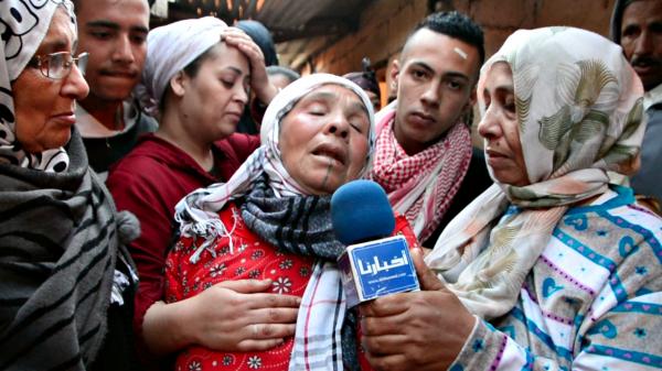 مؤلم : دموع و حزن و حقائق صادمة في مراسيم تشييع جنازة فقيدات الواجب الوطني الأربعة (فيديو)