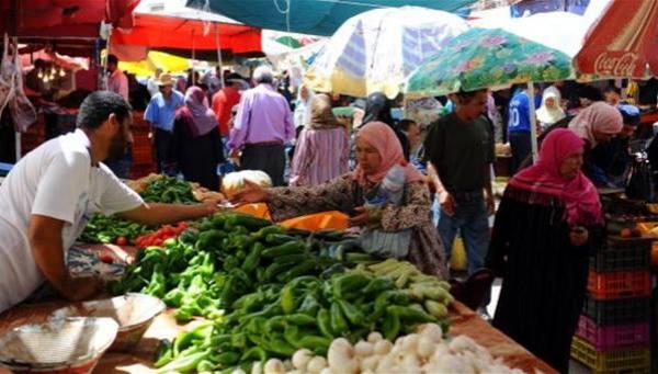 "قفة" المغاربة تزداد غلاء في رمضان، وهذه أكثر المواد ارتفاعا