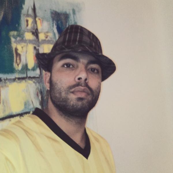 إصلاح التعليم يكسر كتف أستاذ..هزلت