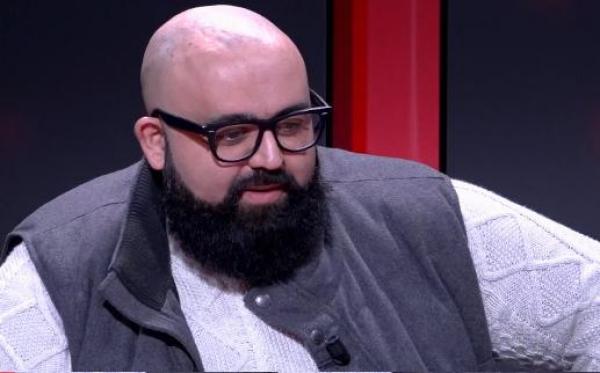 "البيغ" يخرج بتدوينة مثيرة حول "إفطار رمضان" تضامنا مع أرباب المقاهي !