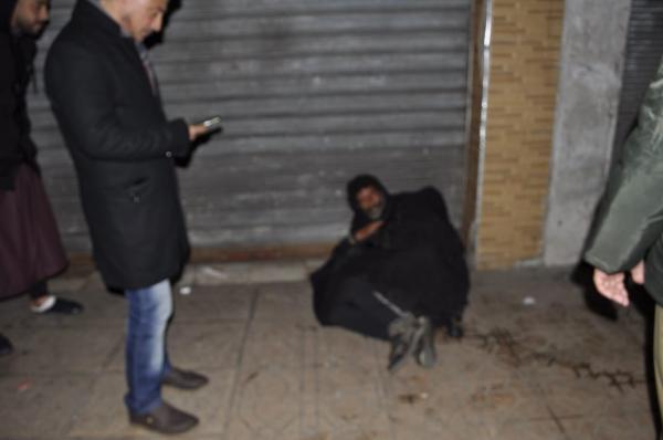 ربورطاج بالصور:السلطات المحلية بالقنيطرة تطلق حملة لإيواء المتشردين بسبب موجة البرد