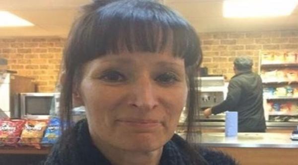 يطعن زوجته 39 مرة ويدعي أنها انتحرت