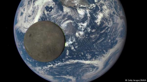 أكذوبة الجانب المظلم من القمر!