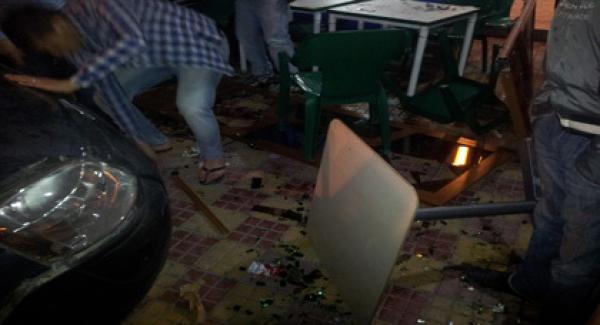 الناضور :سائق سيارة يفقد سيطرته عليها ويدخل مقهى شعبيا