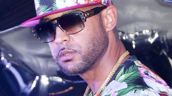 مغني مغربي يفتتح نهائيات أمم إفريقيا بالغابون