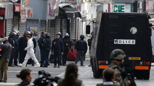 الادعاء الفرنسي : انتحاري سان دوني من أصل مغربي و اسمه "شكيب عكروه"