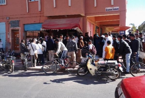 حادثة سير بملتقى شارع الحسن الثاني و شارع المقاومة بكلميم‏