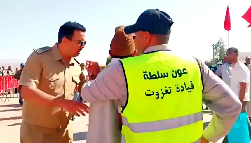 وصفه بـ"الحمار".. رجل سلطة يهين عجوزا في سن والده والواقعة حركت غضبا واسعا (فيديو)