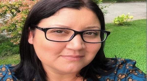 تستعمل البوتوكس لعلاج صداعها الشديد