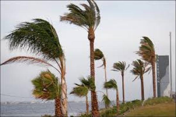 نشرة إنذارية : رياح قوية غدا الثلاثاء بعدد من مناطق المغرب