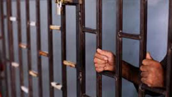 حراس "التامك" يحبطون عملية هروب جماعي من سجن "عين علي مومن"