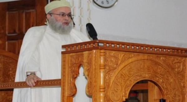 وزارة الأوقاف تقرر التوقيف النهائي بحقق خطيب "الزلازل و المخدرات"