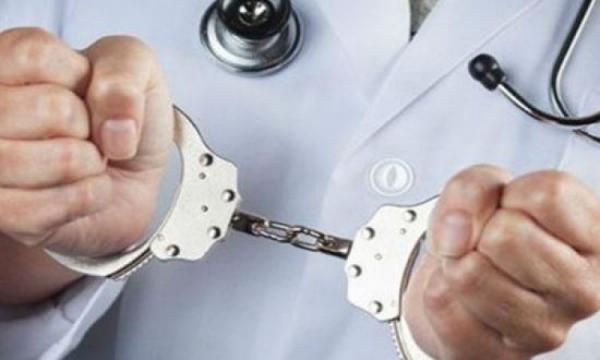 الحبس والغرامة لثلاثة أطباء بالجديدة بسبب خطأ طبي