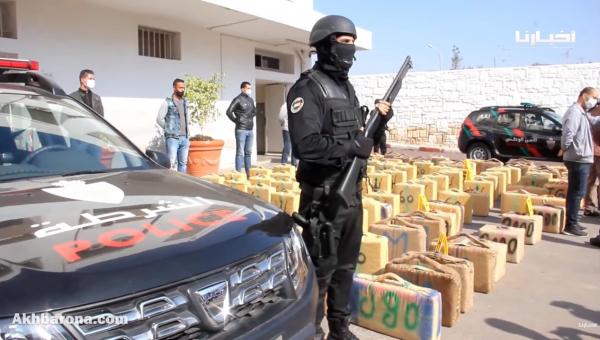 أمن أكادير يحبط محاولة تهريب طنين و890 كيلوغراما من المخدرات