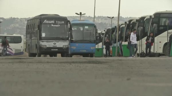 الجزائر تخفّف ساعات الحجر الجزئي وتعيد فتح المطاعم والمساجد